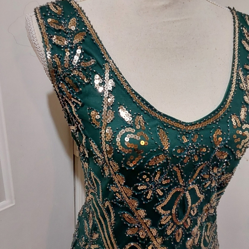 🌺 Like New Fundaisy Green Sequened & Beaded Gatsby/Flapper Dress - Picture 3 of 8